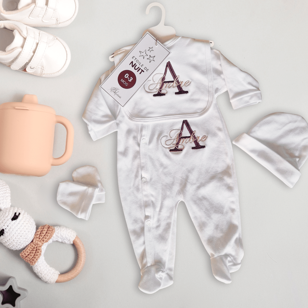 Kit naissance personnalisé avec broderie