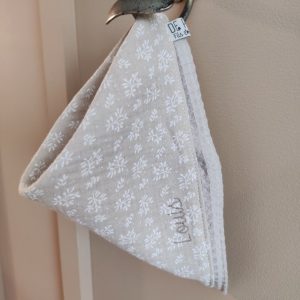 Le Foulard bavoir double gaze