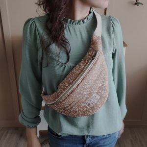 Le sac banane fleurs Camel – Adulte